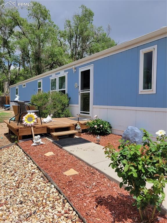 302 Comanche Village Dr, Fountain, CO 80817