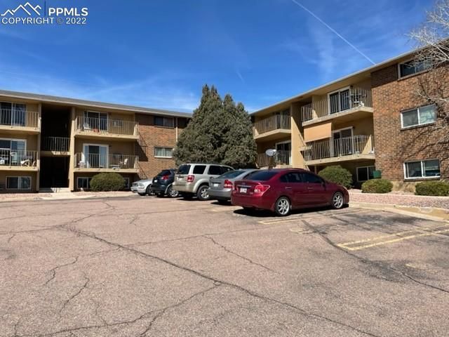 3020 E Bijou St #2C, Colorado Springs, CO 80909