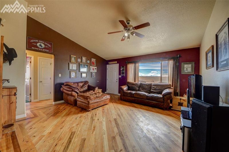 30225 Washington Rd, Calhan, CO 80808