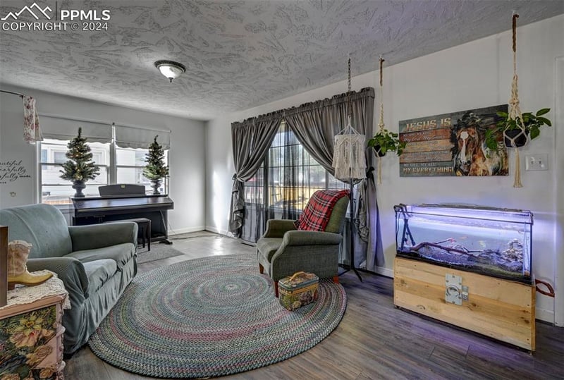 3025 Institute St, Colorado Springs, CO 80907