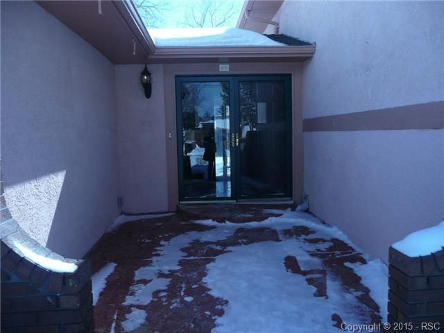 3025 S Roche Dr, Colorado Springs, CO 80918