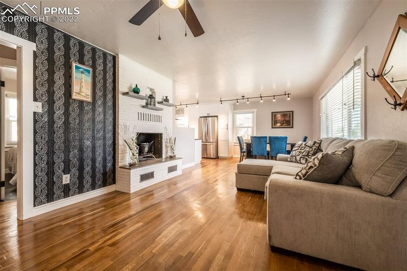 3025 Thatcher Ave, Pueblo, CO 81005