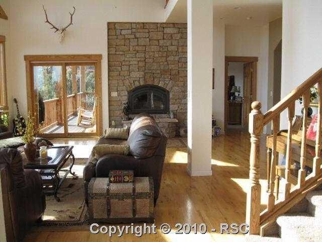 3030 Barrett Rd, Colorado Springs, CO 80926
