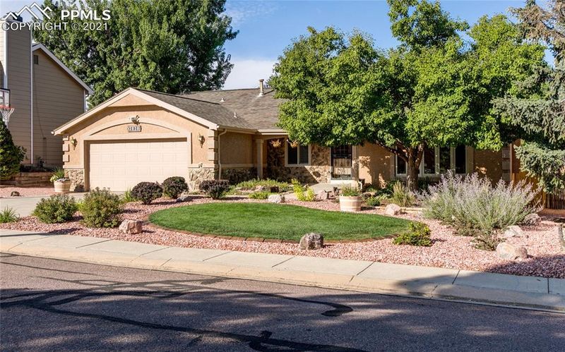 3030 Maroon Bells Ave, Colorado Springs, CO 80918