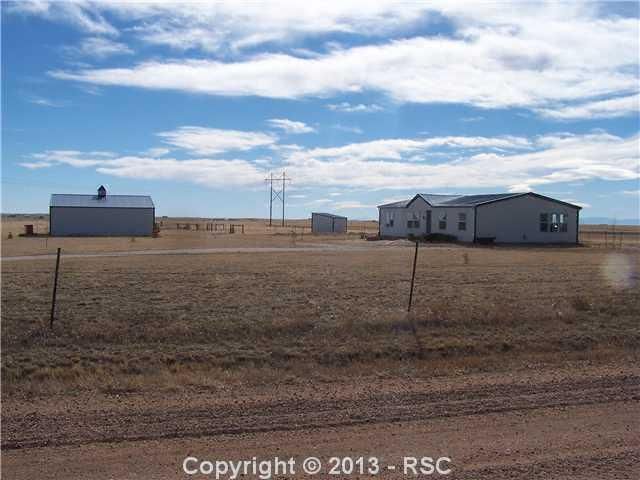 30315 Handle Rd, Yoder, CO 80864
