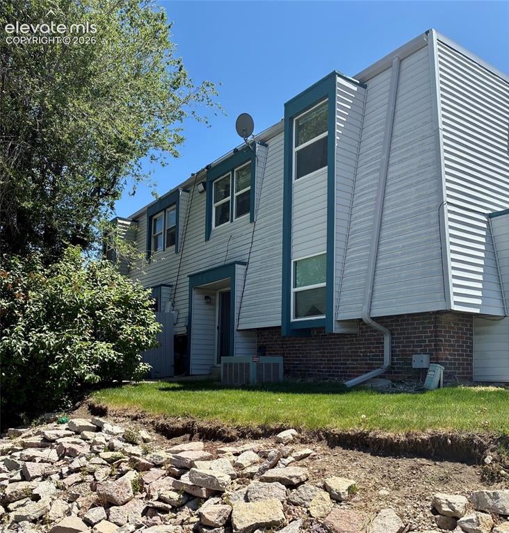 3035 Fountain Blvd, Colorado Springs, CO 80910