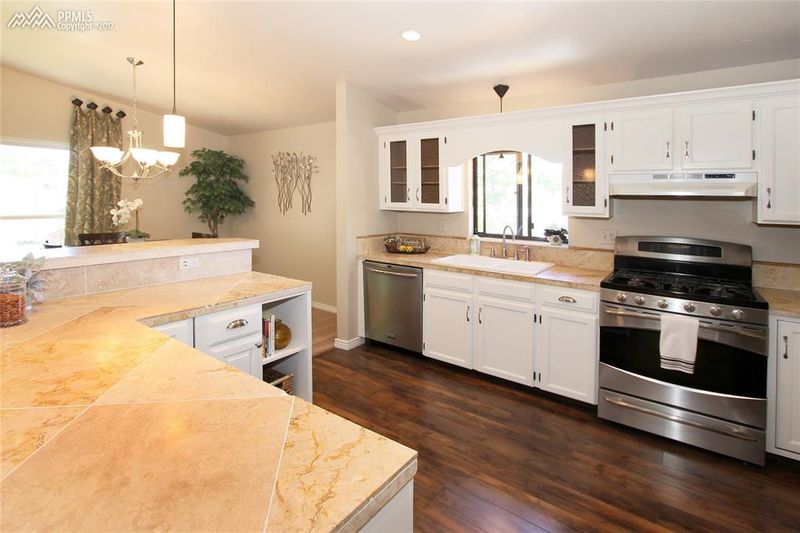 3036 Banjo Dr, Colorado Springs, CO 80918