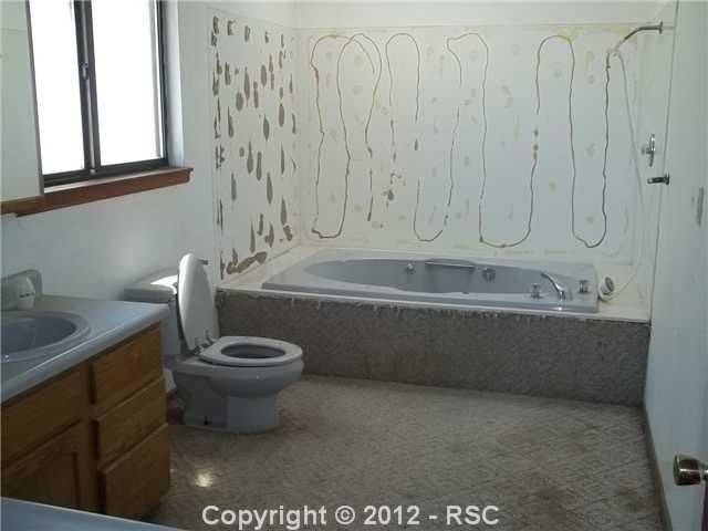 30369 Gale Rd, Pueblo, CO 81006