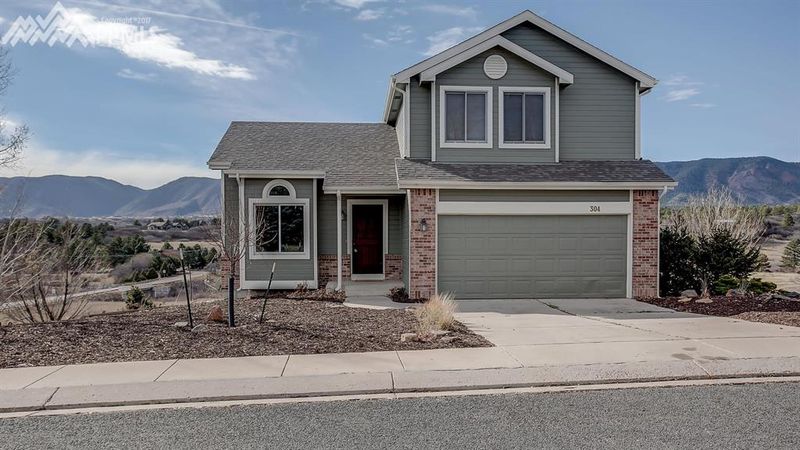 304 Candletree Cir, Monument, CO 80132