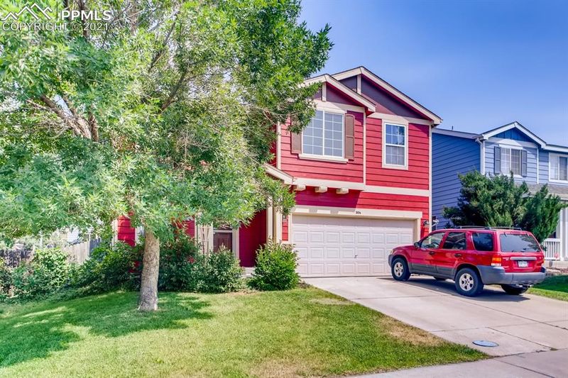 304 Wagonwheel Dr, Fort Lupton, CO 80621