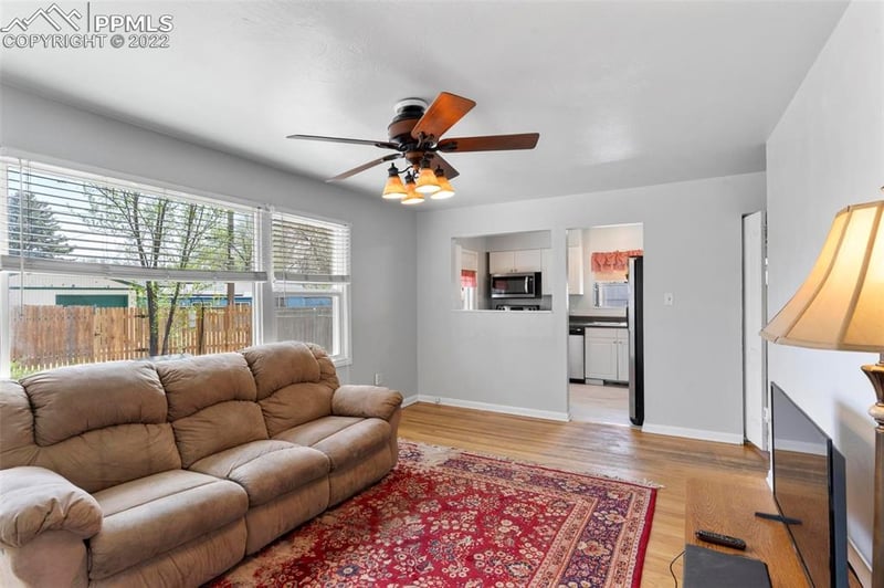 305 Edgewood Dr, Colorado Springs, CO 80907