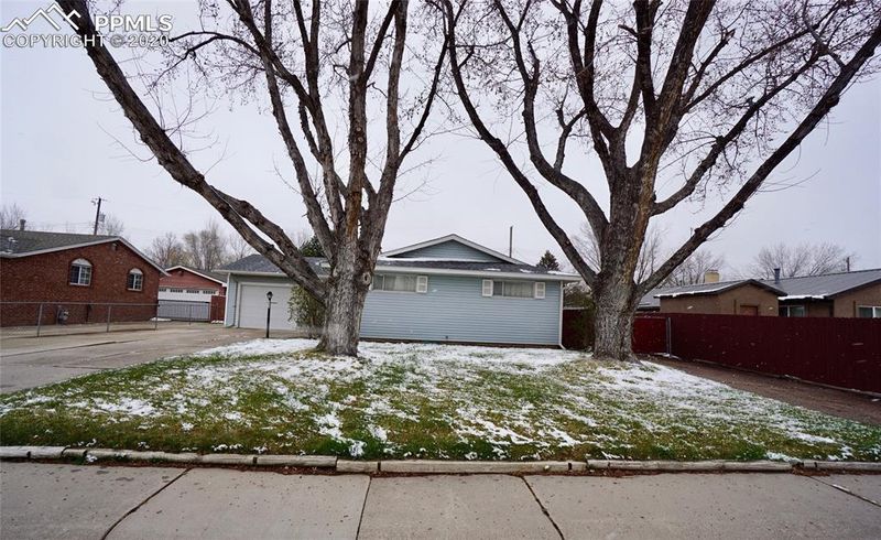 305 Everett Dr, Colorado Springs, CO 80911