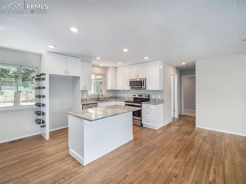 305 Kenady Cir, Colorado Springs, CO 80910