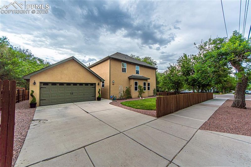 305 N Walnut St, Colorado Springs, CO 80905