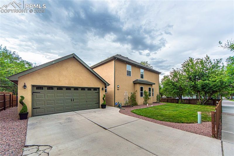 305 N Walnut St, Colorado Springs, CO 80905