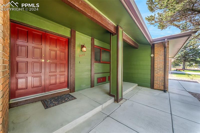 3055 W Westcliff Dr, Colorado Springs, CO 80906