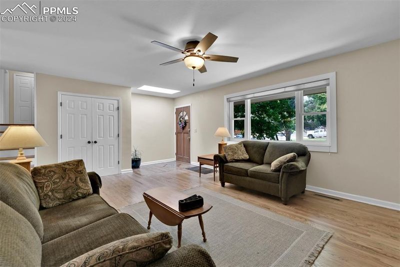 3055 W Whileaway Cir, Colorado Springs, CO 80917