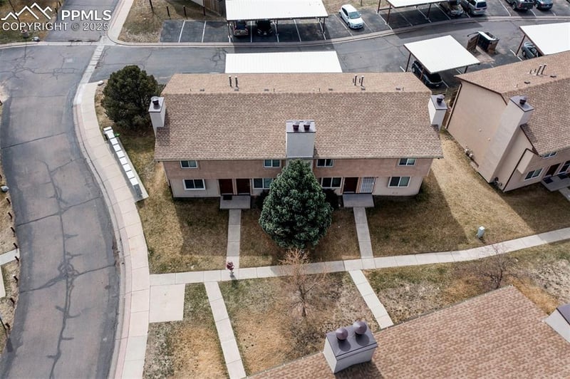 3057 Starlight Cir, Colorado Springs, CO 80916