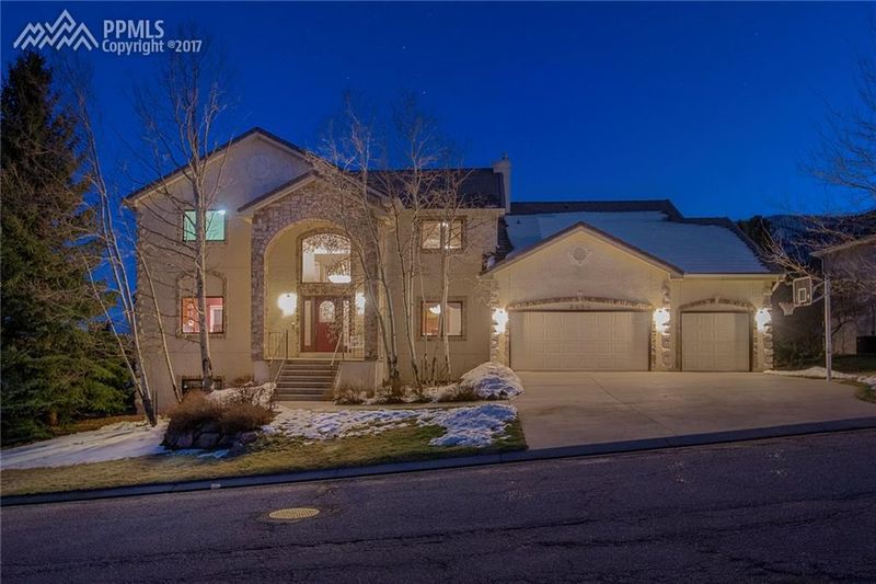 3065 Blodgett Dr, Colorado Springs, CO 80919