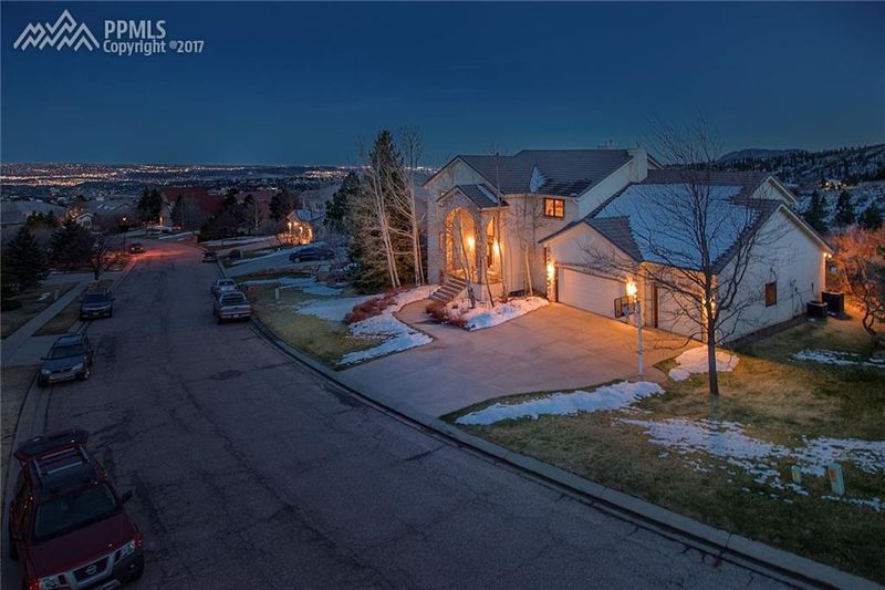 3065 Blodgett Dr, Colorado Springs, CO 80919