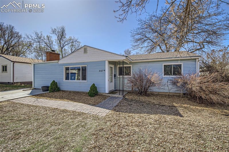 307 Redwood Dr, Colorado Springs, CO 80907