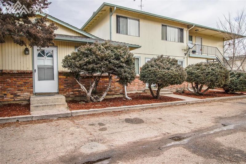 307 University Dr, Colorado Springs, CO 80910