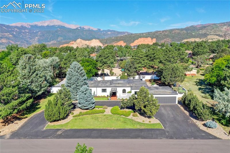 3070 Valleybrook Ln, Colorado Springs, CO 80904