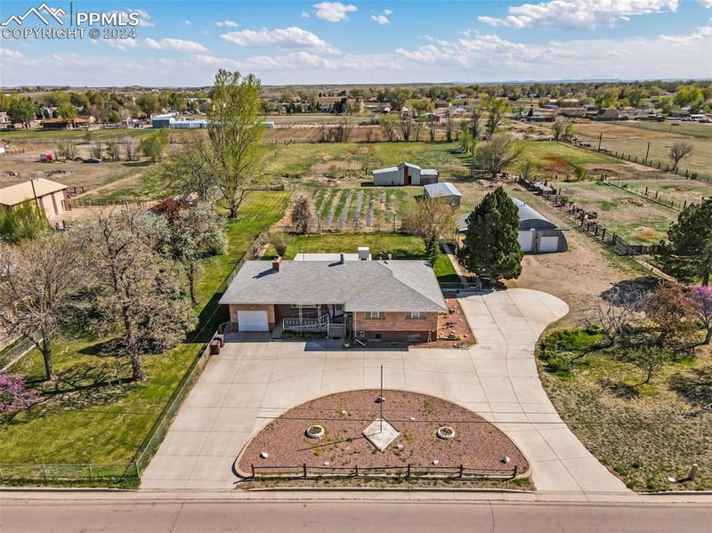 30760 Everett Rd, Pueblo, CO 81006
