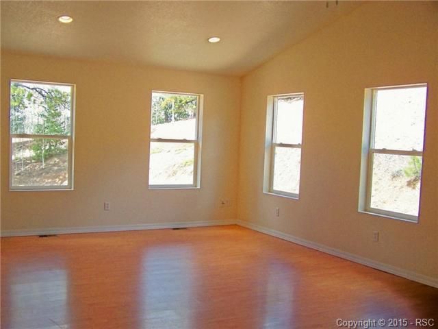 308 Blue Spruce Rd, Divide, CO 80814