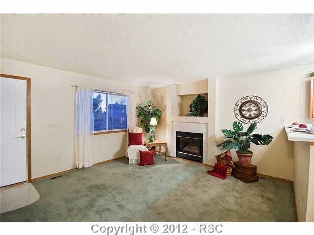 308 Trapper Ln, Fountain, CO 80817