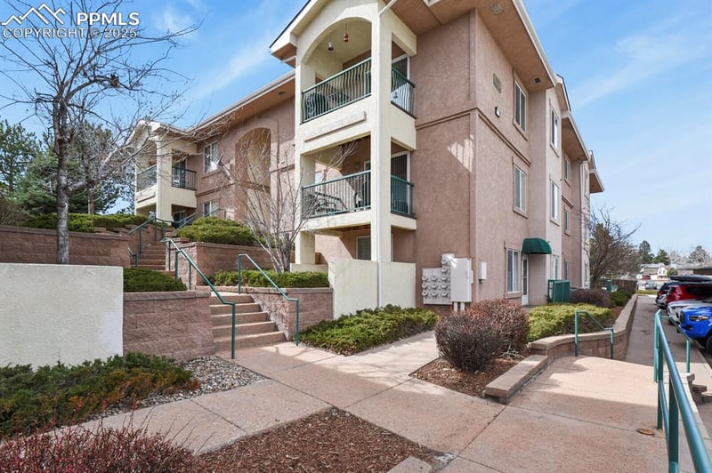3080 Mandalay Grv #4, Colorado Springs, CO 80917