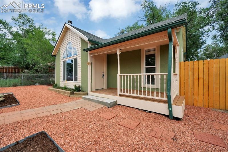 309 N 20th St, Colorado Springs, CO 80904