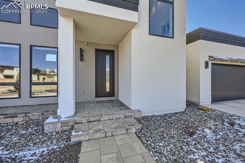 3097 Treeline Vw, Colorado Springs, CO 80904