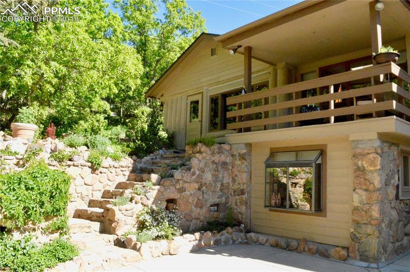 310 Bear Creek Rd, Colorado Springs, CO 80906