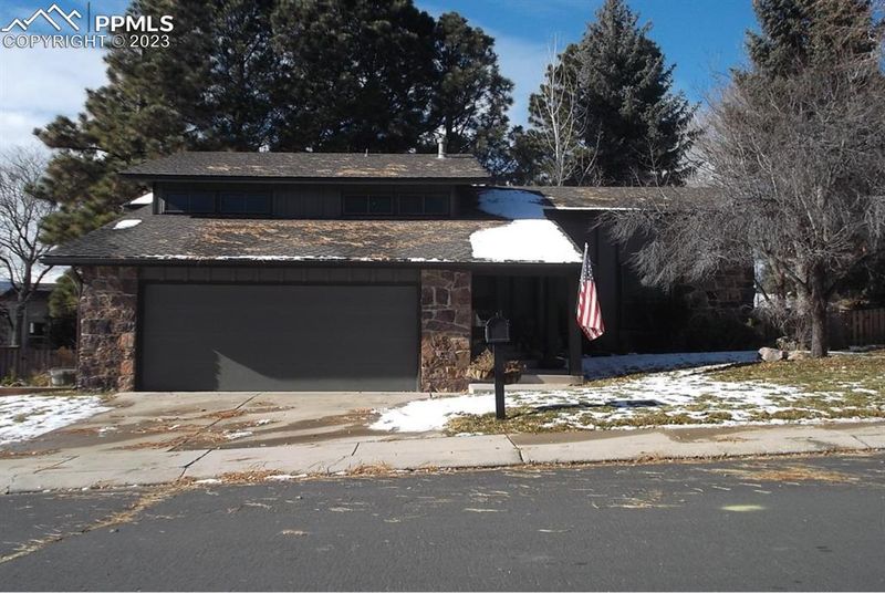 3102 Nevermind Ln, Colorado Springs, CO 80917