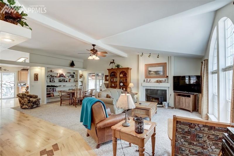 3103 Barrett Rd, Colorado Springs, CO 80926