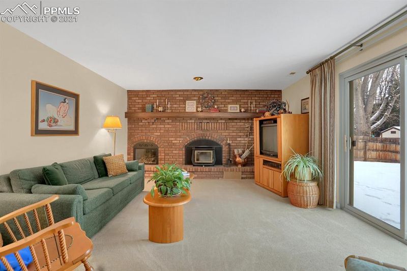 3109 Springdowns Pl, Colorado Springs, CO 80906