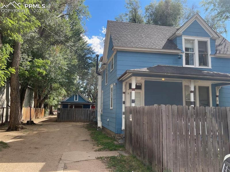 311 Brookside St, Colorado Springs, CO 80905