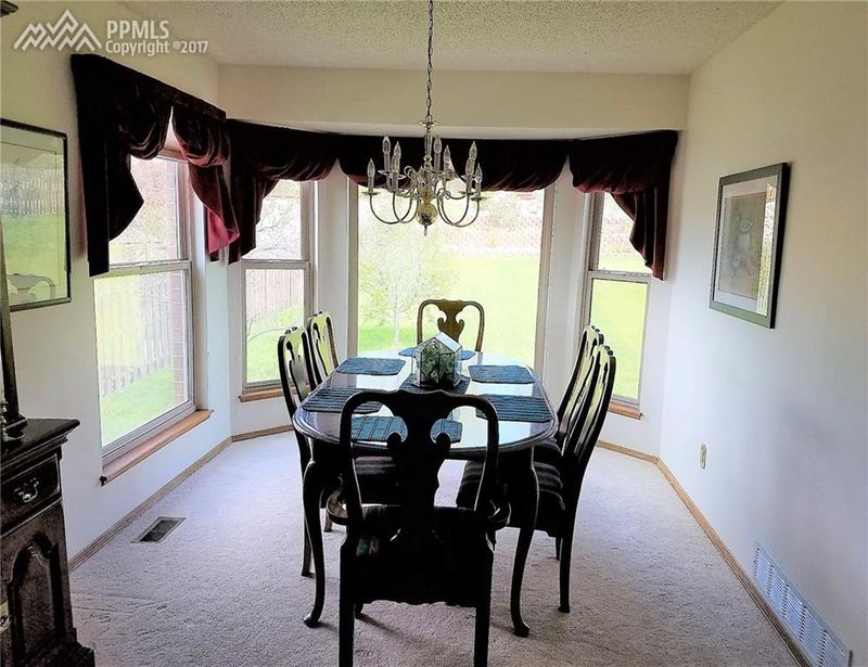 3110 Commodore Dr, Colorado Springs, CO 80920