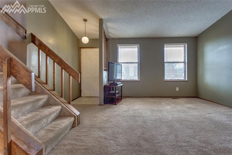 3110 Zephyr Dr, Colorado Springs, CO 80920