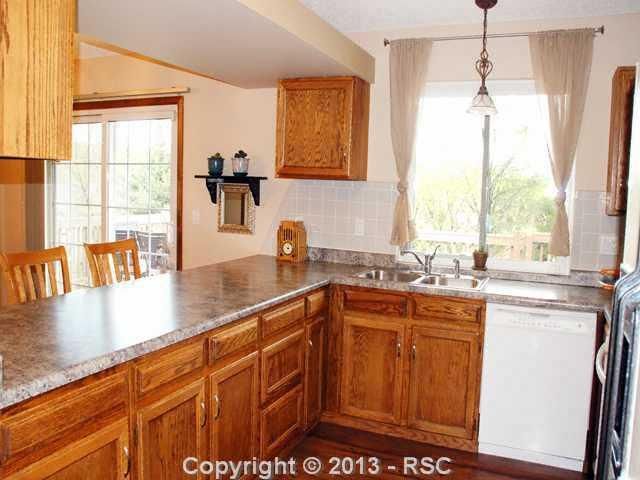 3115 Rolling Wood Loop, Colorado Springs, CO 80918