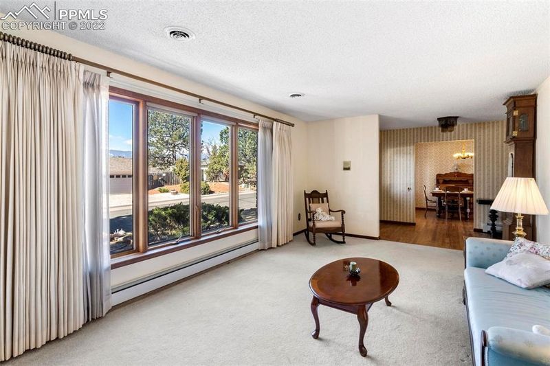 3118 Wesley Ln, Colorado Springs, CO 80917