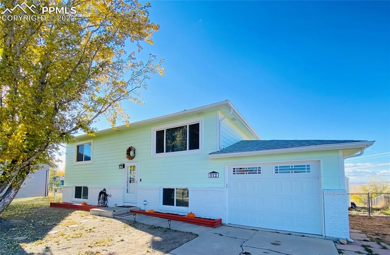 312 Cumming Ave, Colorado Springs, CO 80817