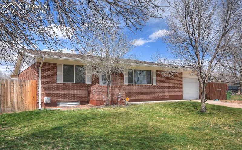 312 Loomis Ave, Colorado Springs, CO 80906