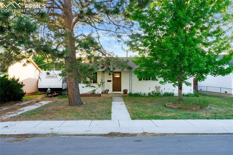 3120 Jon St, Colorado Springs, CO 80907