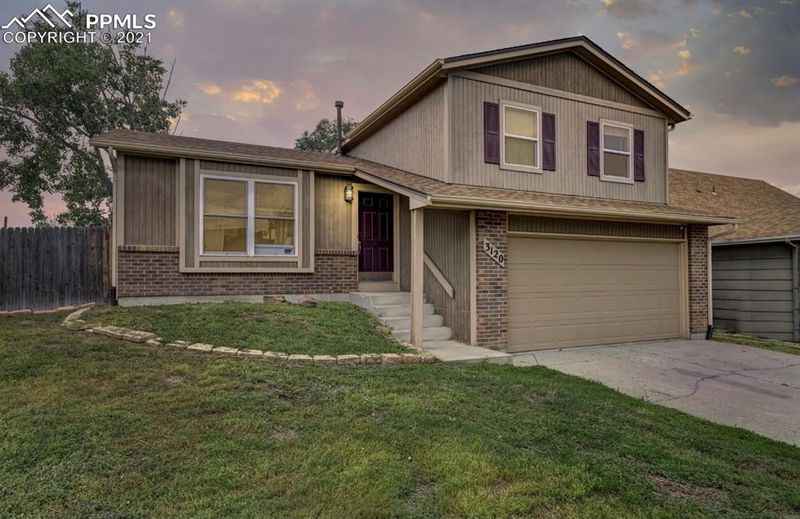3120 Post Oak Dr, Colorado Springs, CO 80916
