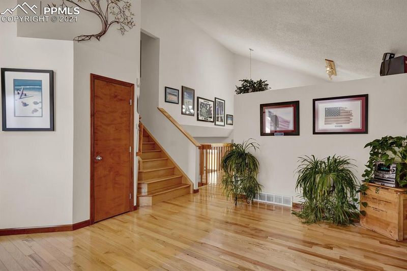 3125 Haystack Dr, Colorado Springs, CO 80922