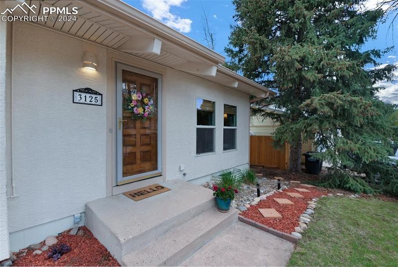 3125 Raindrop Dr, Colorado Springs, CO 80917