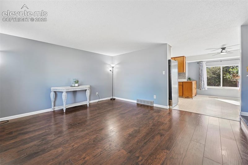 313 Cranbrook Cir, Colorado Springs, CO 80906