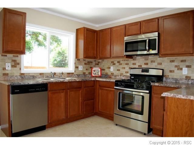 313 Kiva Rd, Colorado Springs, CO 80911